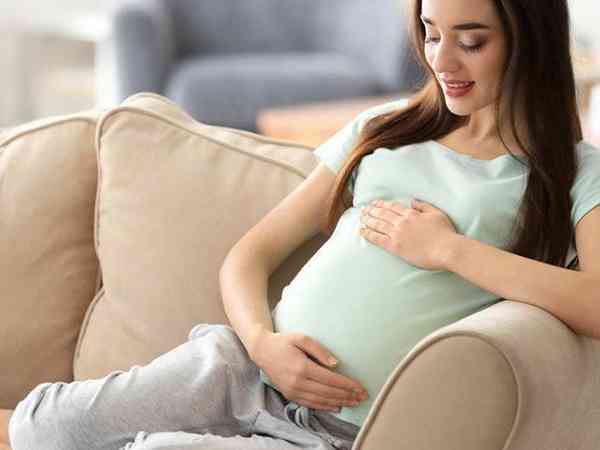 15年慢性肾炎在38岁怀孕能坚持到生吗？