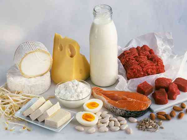 前白蛋白偏低要多吃含蛋白质的食物来补充吗？