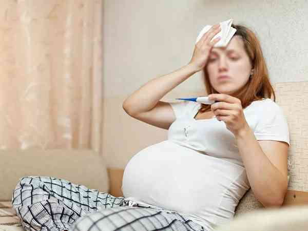 孕中期发烧三天打头孢替安会对胎儿有影响吗？