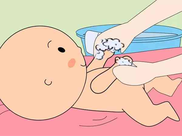 3个月女宝宝外阴有少量白色分泌物要彻底洗干净吗？