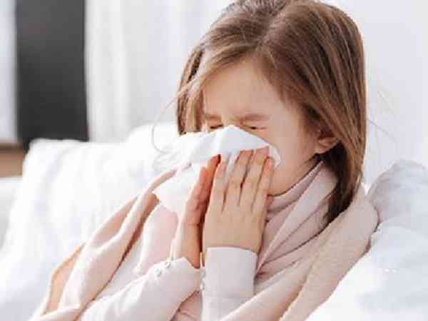 16个月宝宝有点轻微感冒症状，晚上咳嗽厉害要吃药吗？