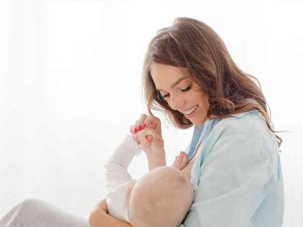 宝宝纯母乳喂养7到10天排便，服用益生菌没效果怎么办？