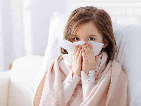 小孩晚上睡觉咳嗽严重还流鼻血怎么止咳最有效？