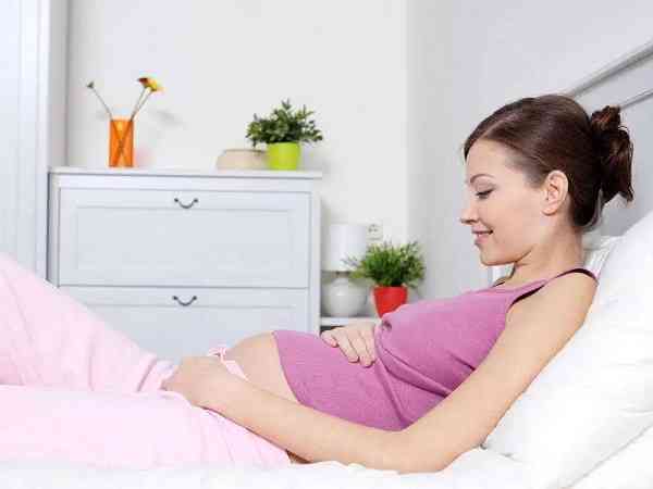 怀孕25周做b超胎儿双腿并拢一般都是女宝吗？