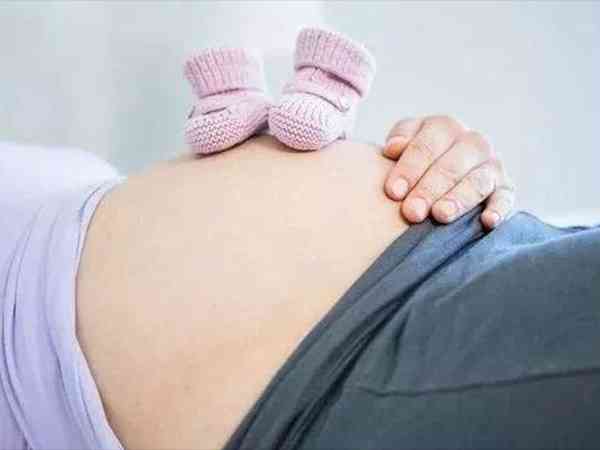 胎儿晚上连续踢就是缺氧的3大症状之一吗？