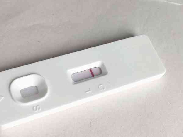 移植冻胚13天了为啥验孕棒还是一条测不出？