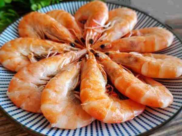 促排每天吃10只虾补充蛋白质够吗？