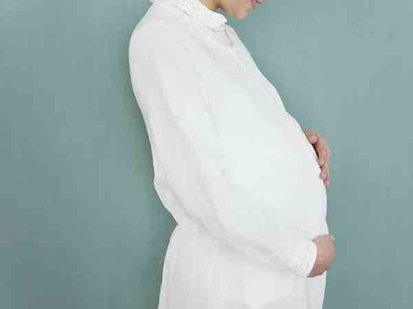 单角子宫可以承受几斤胎儿？