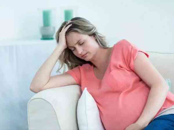 孕晚期打低分子肝素的副作用是会头疼恶心吗？