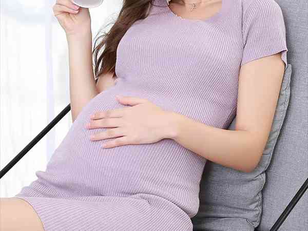 异卵双胞胎形成的过程是同时受孕还是先后受孕？