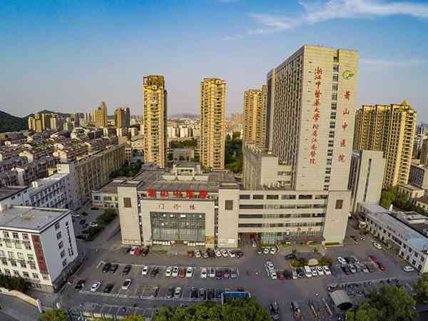 杭州市萧山区中医院做试管婴儿移植一次成功费用多少？