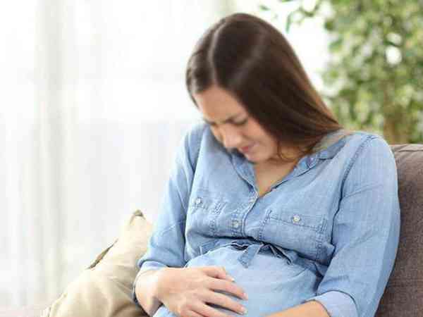 孕40周临产前真宫缩的表现和症状有哪些？