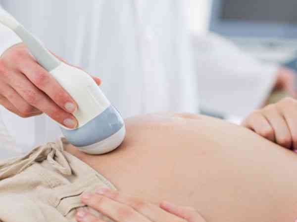 孕早期B超发现胎儿鳃裂囊肿怎么控制才能不长大？