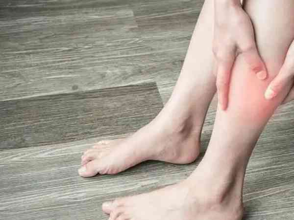 试管促排药会导致小腿发酸胀疼吗？