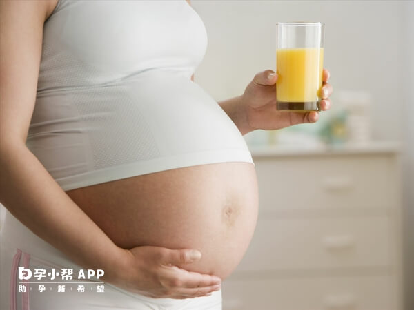 怀孕初期雌二醇值600pg是正常的