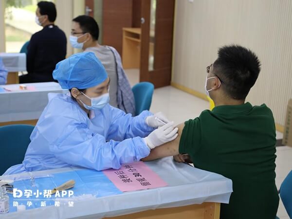 中国新冠疫苗接种数远超世界各国