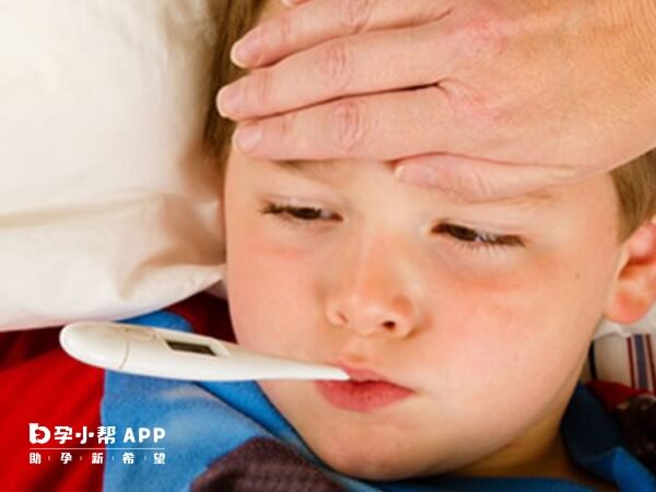 宝宝接种麻风疫苗后可能有发烧反应