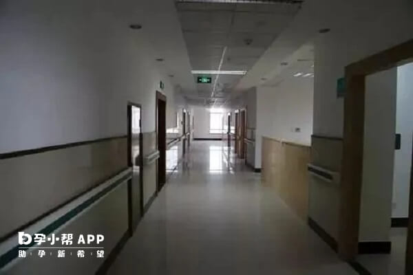 衢州人民医院走廊