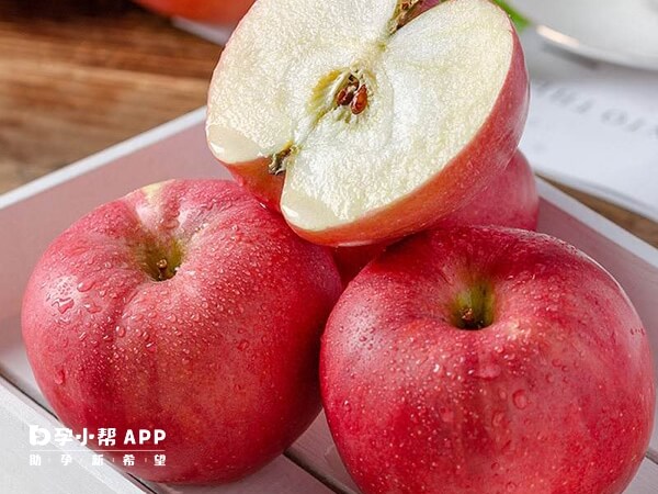 冻胚移植后吃苹果可以补充身体所需营养