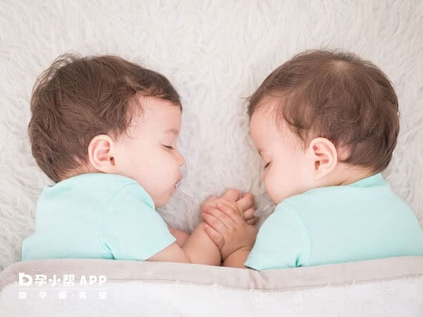 试管婴儿怀双胞胎的概率比较大