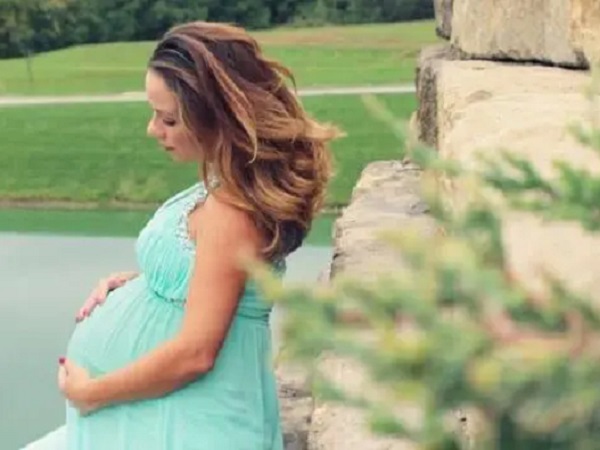 正在备孕的女人做梦梦见顺产生龙凤胎是什么预兆？