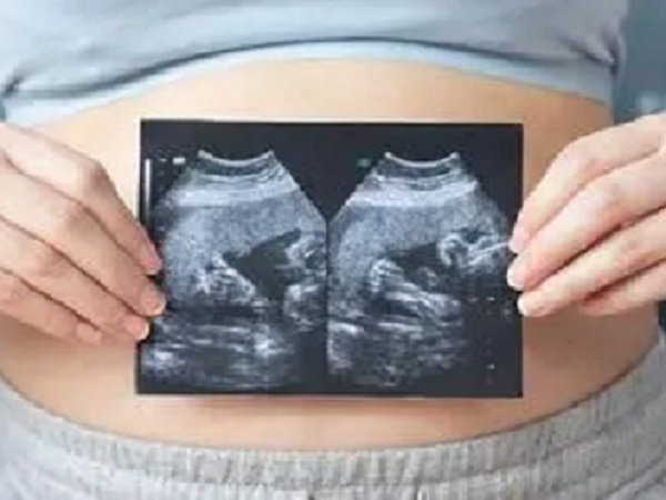 试管婴儿双胞胎满37周必须剖腹产吗？