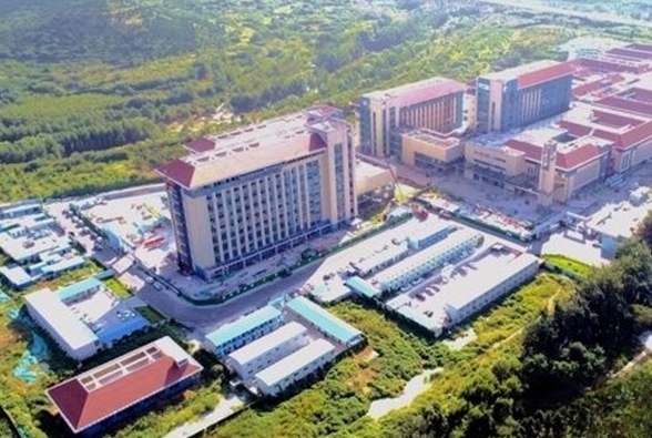 山东中医药大学附属医院试管婴儿费用一个周期是3-5万吗？