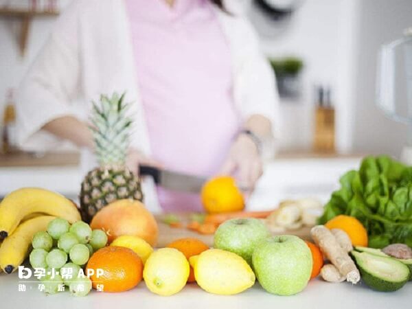试管移植后可以吃含有叶酸的蔬菜和水果