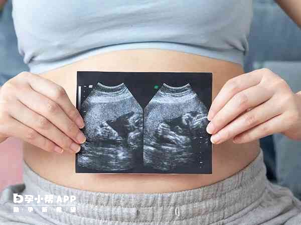 怀孕三到四个月就可以通过B超看出宝宝的性别了