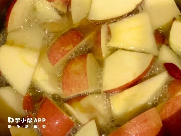 常喝煮苹果水可以美容养颜