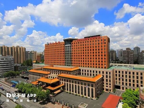上海复旦大学附属中山医院成立于1937年