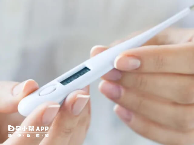 体温升高是怀孕初期的症状之一