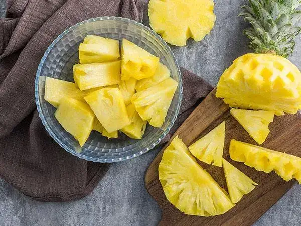 菠萝含有可以缓解痛经的物质