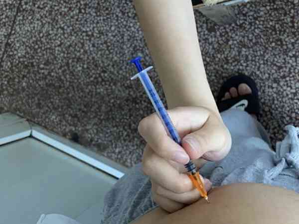 做试管婴儿打贺美奇的作用是能刺激卵泡生长吗？